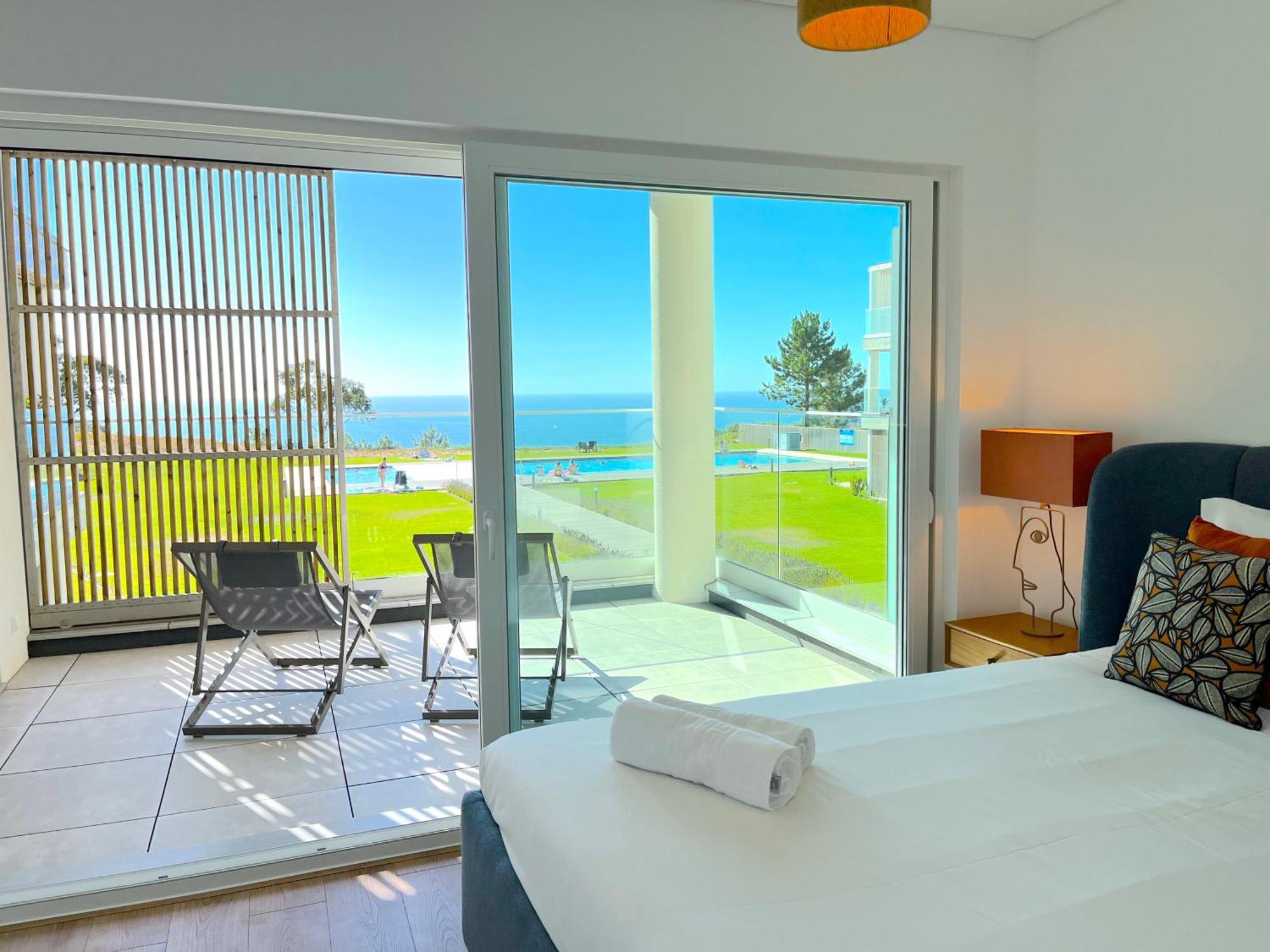 Mar A Vista - Condominium With Pool, Gym And Sea Views Nazaré Esterno foto