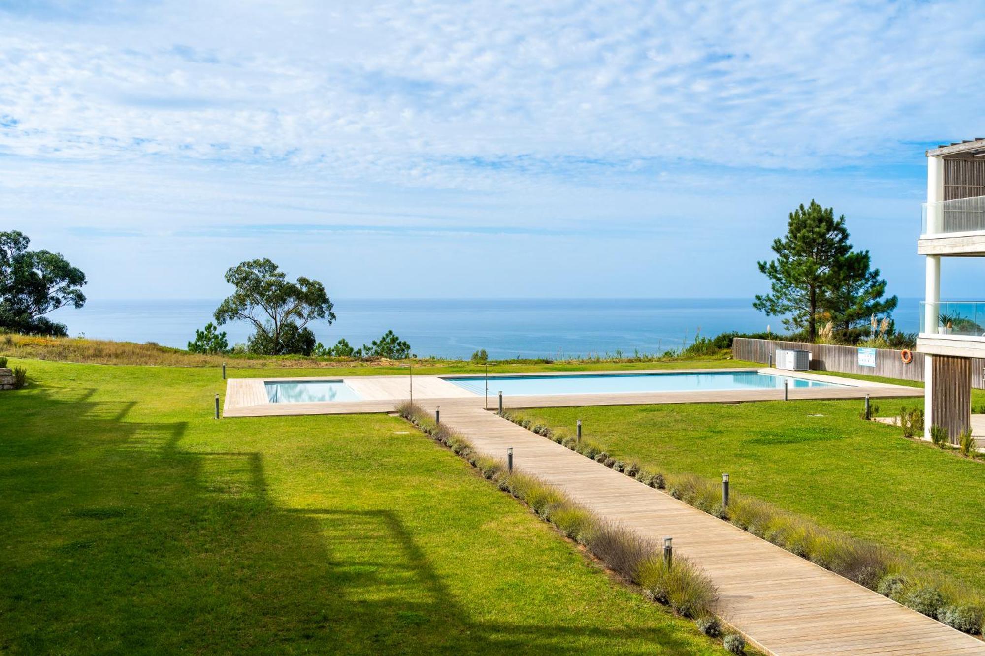 Mar A Vista - Condominium With Pool, Gym And Sea Views Nazaré Camera foto