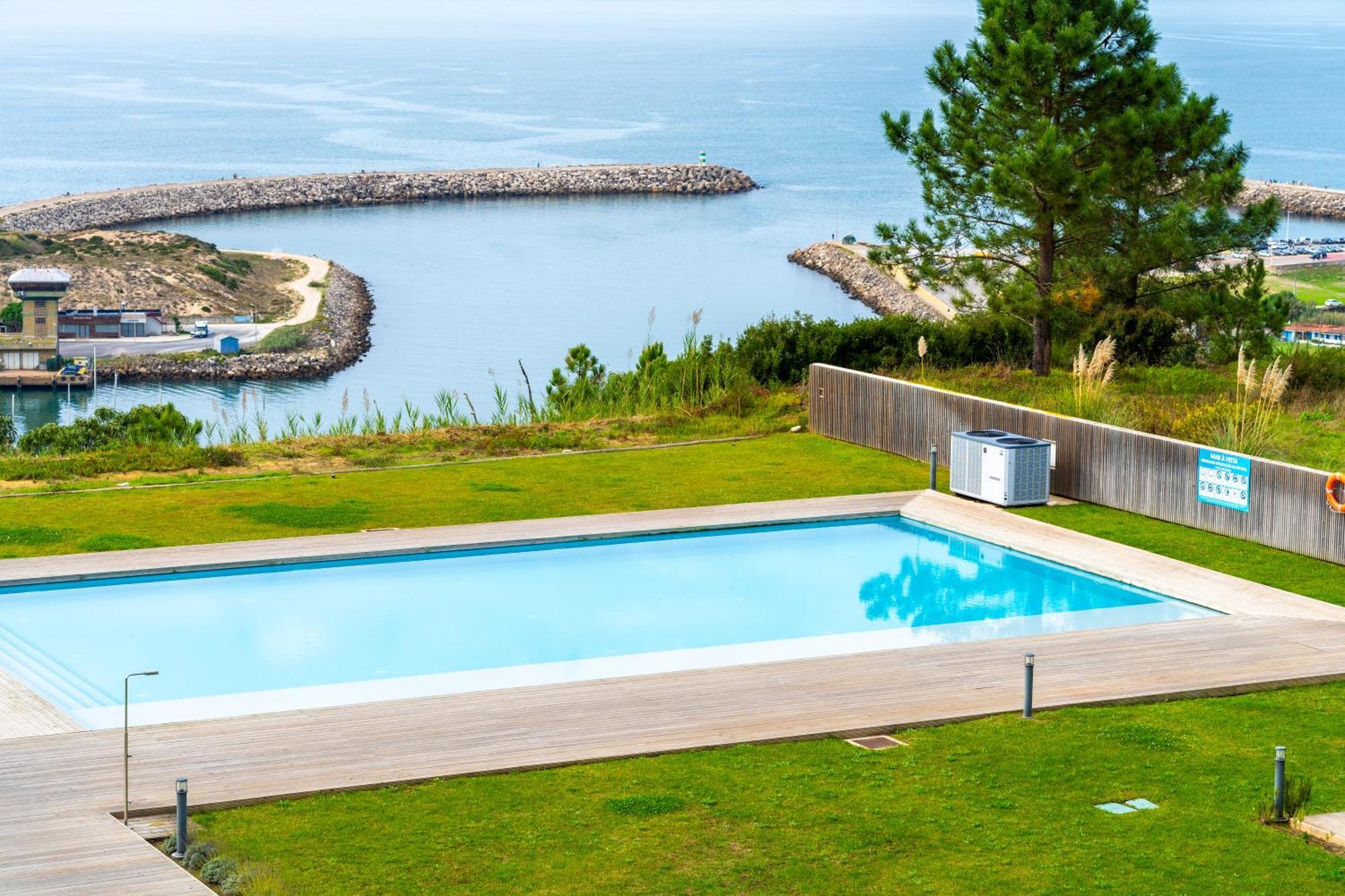 Mar A Vista - Condominium With Pool, Gym And Sea Views Nazaré Camera foto