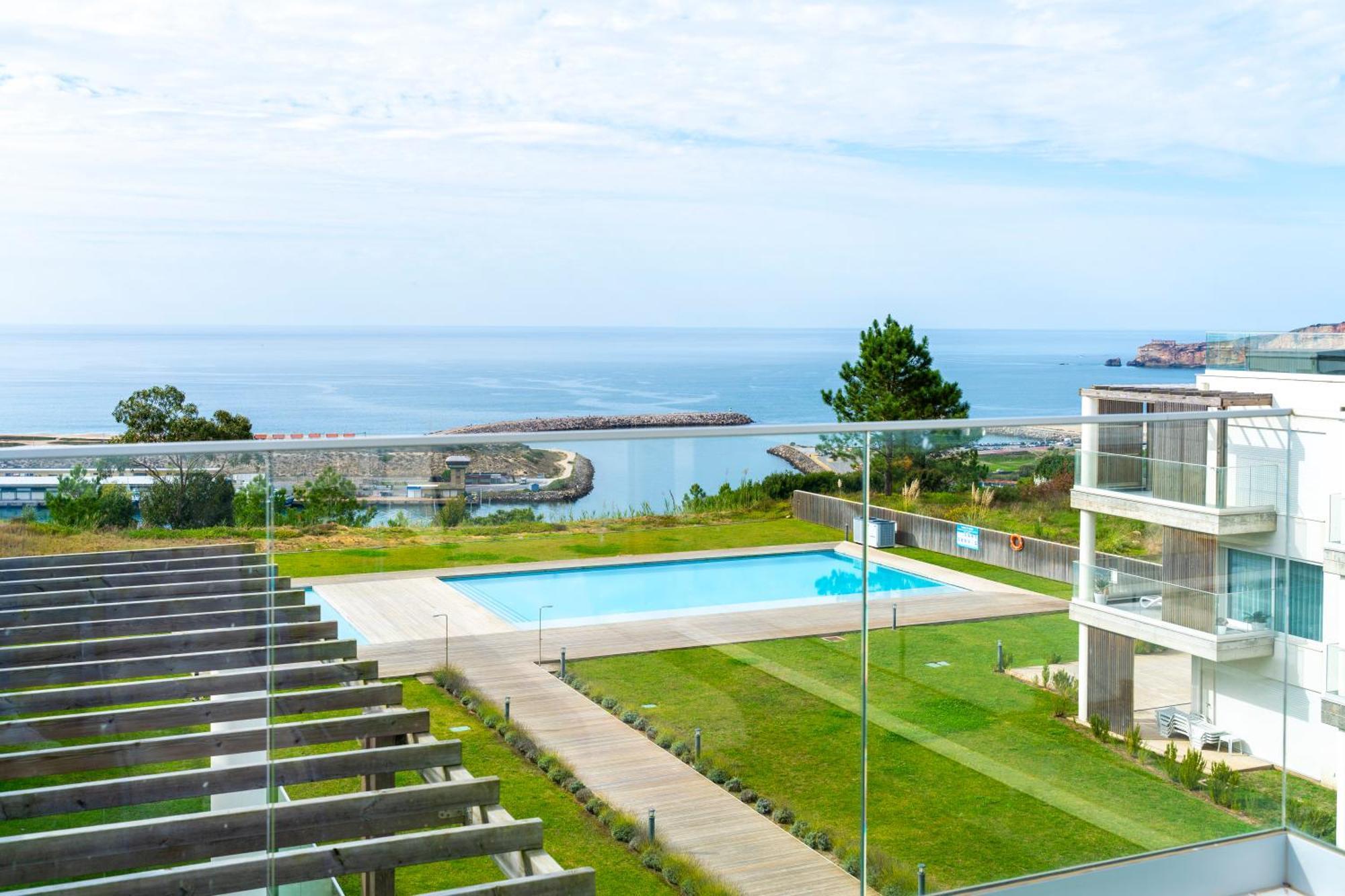 Mar A Vista - Condominium With Pool, Gym And Sea Views Nazaré Camera foto